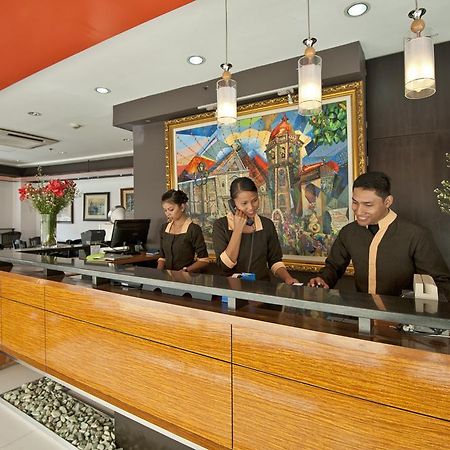 M Citi Suites Cebu Buitenkant foto