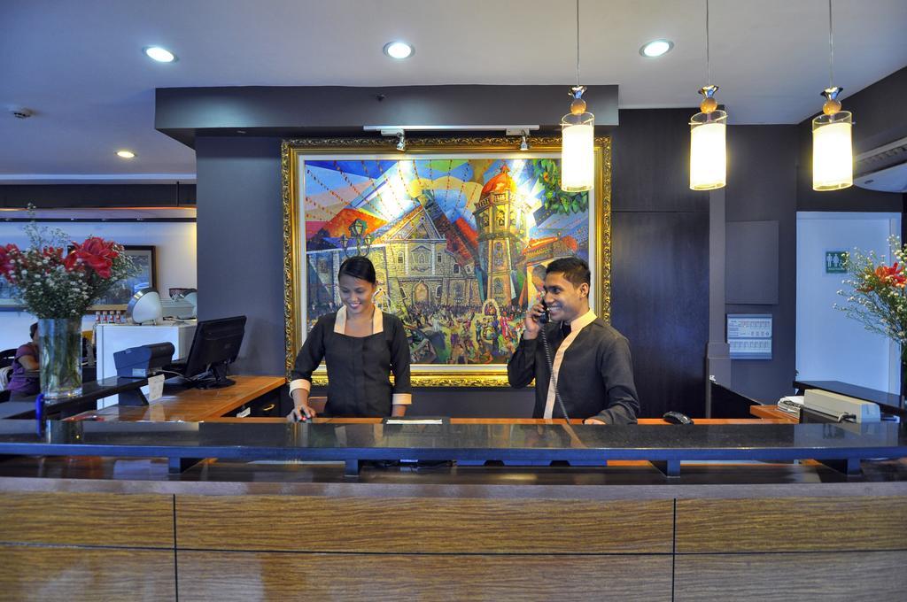 M Citi Suites Cebu Buitenkant foto