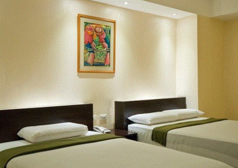 M Citi Suites Cebu Buitenkant foto