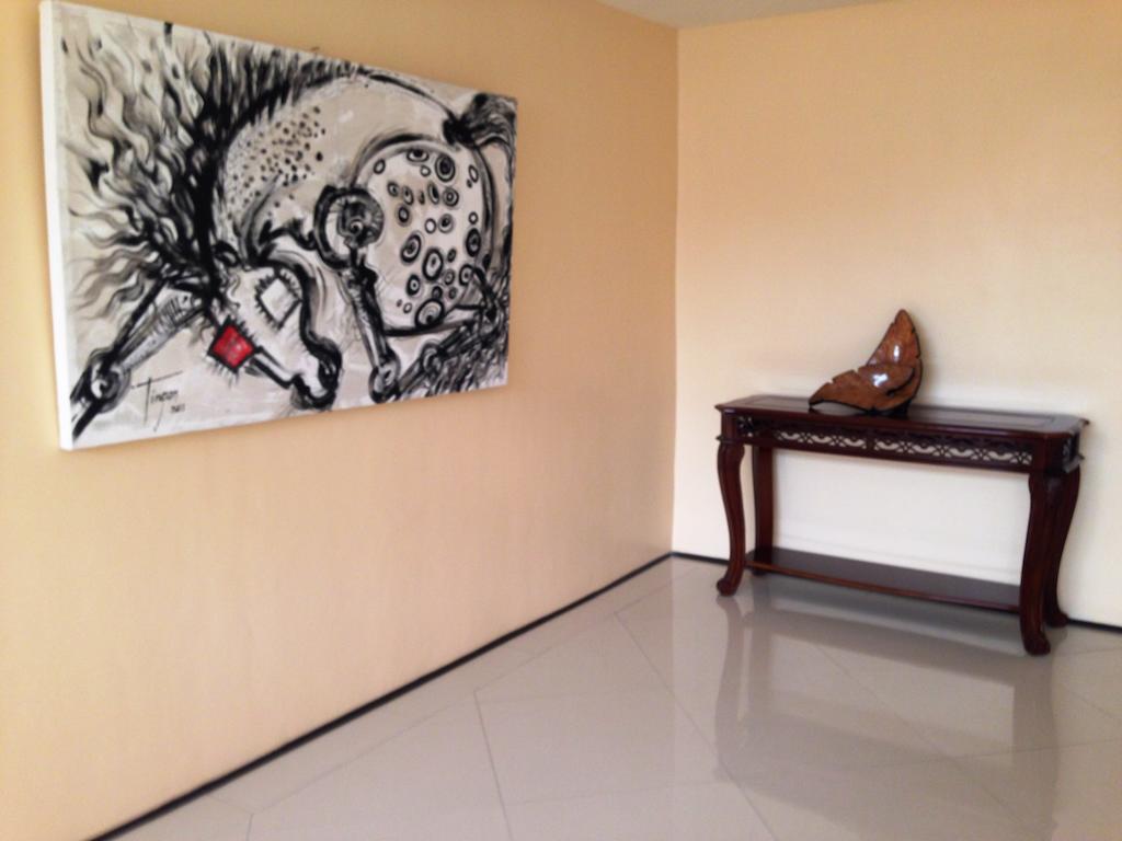 M Citi Suites Cebu Buitenkant foto