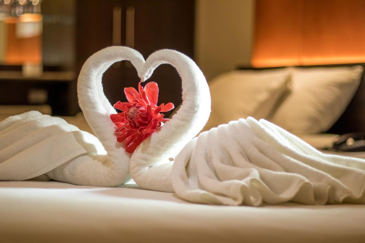 M Citi Suites Cebu Buitenkant foto